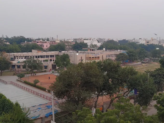 Shah International School (SIS)